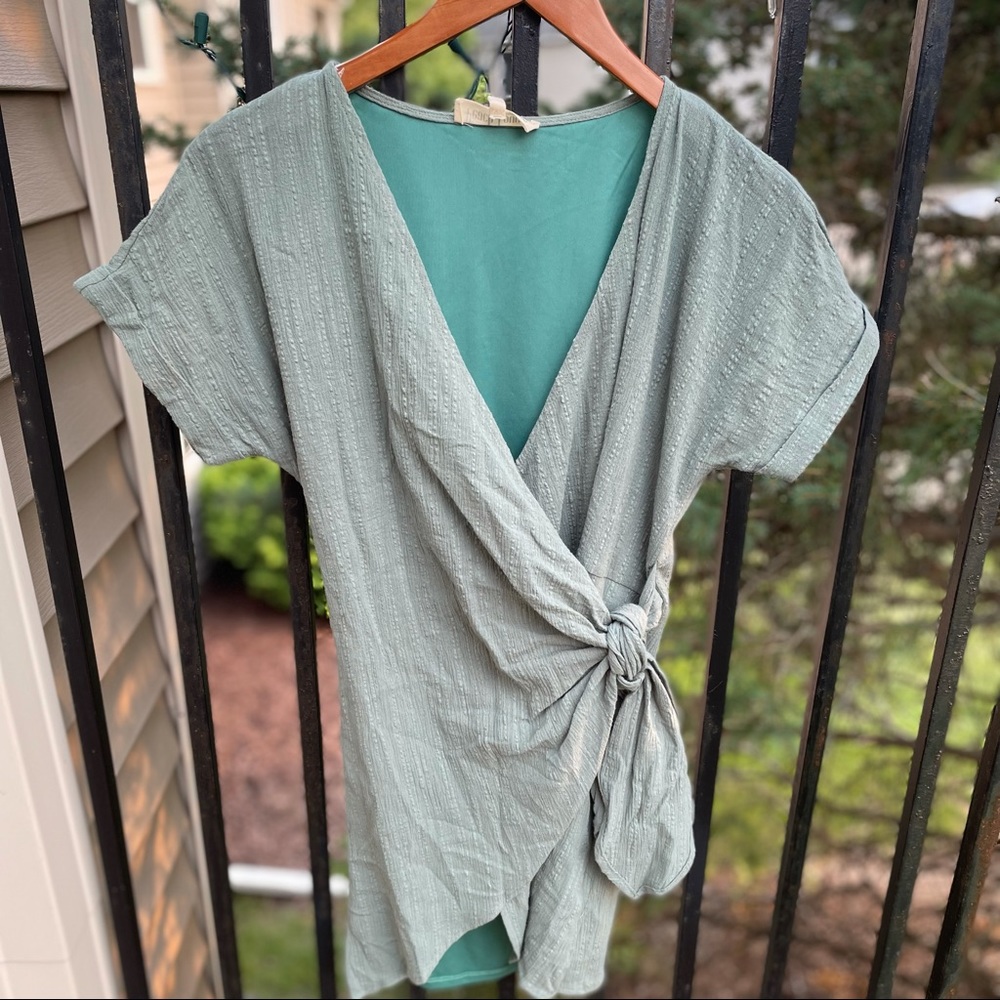 Vici Textured Wrap Dress - Picture 5 of 7